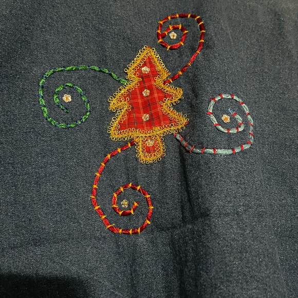 Vintage Life Style Christmas Denim Shacket Size S Embroidered Tree NWT - Picture 4 of 10